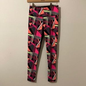 Victoria Secret VSX Sport knockout multicolored Tight Size S/P 77%nylon 23%Lycra